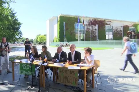 Video: Fridays for Future fordert "Klima-Doppelwumms"