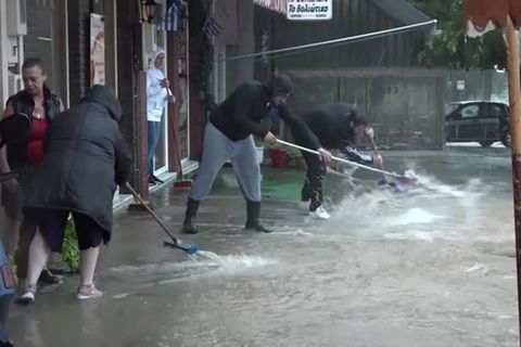 Hochwasser: Nach dem Feuer die Flut – Starkregen sorgt für Überschwemmungen in Griechenland