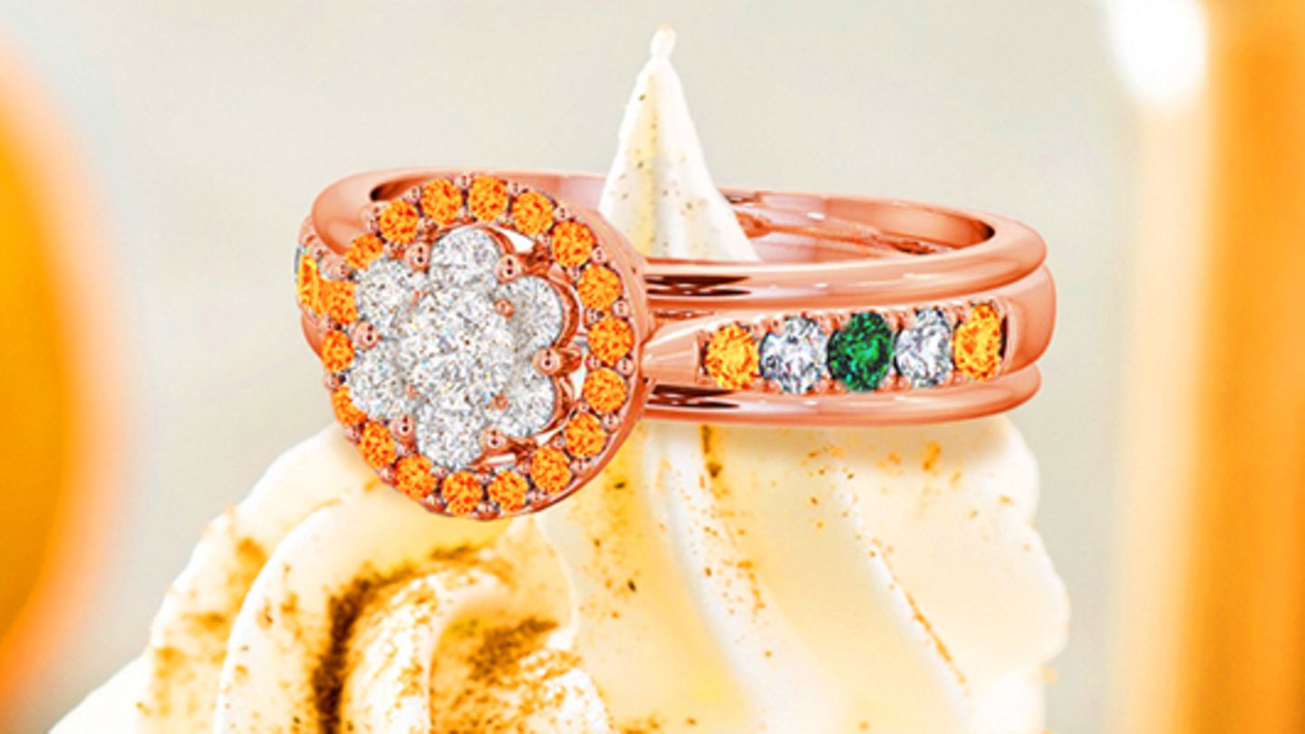 The world’s first pumpkin spice latte ring – with diamonds and sapphires