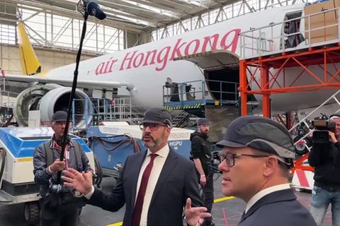 Video: Elbe Flugzeugwerke auf Wachstumskurs