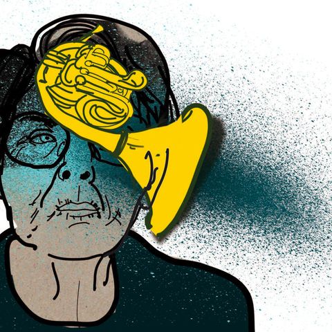 Eine Frau hört Musik, die nicht da ist. Ist sie verrückt geworden?