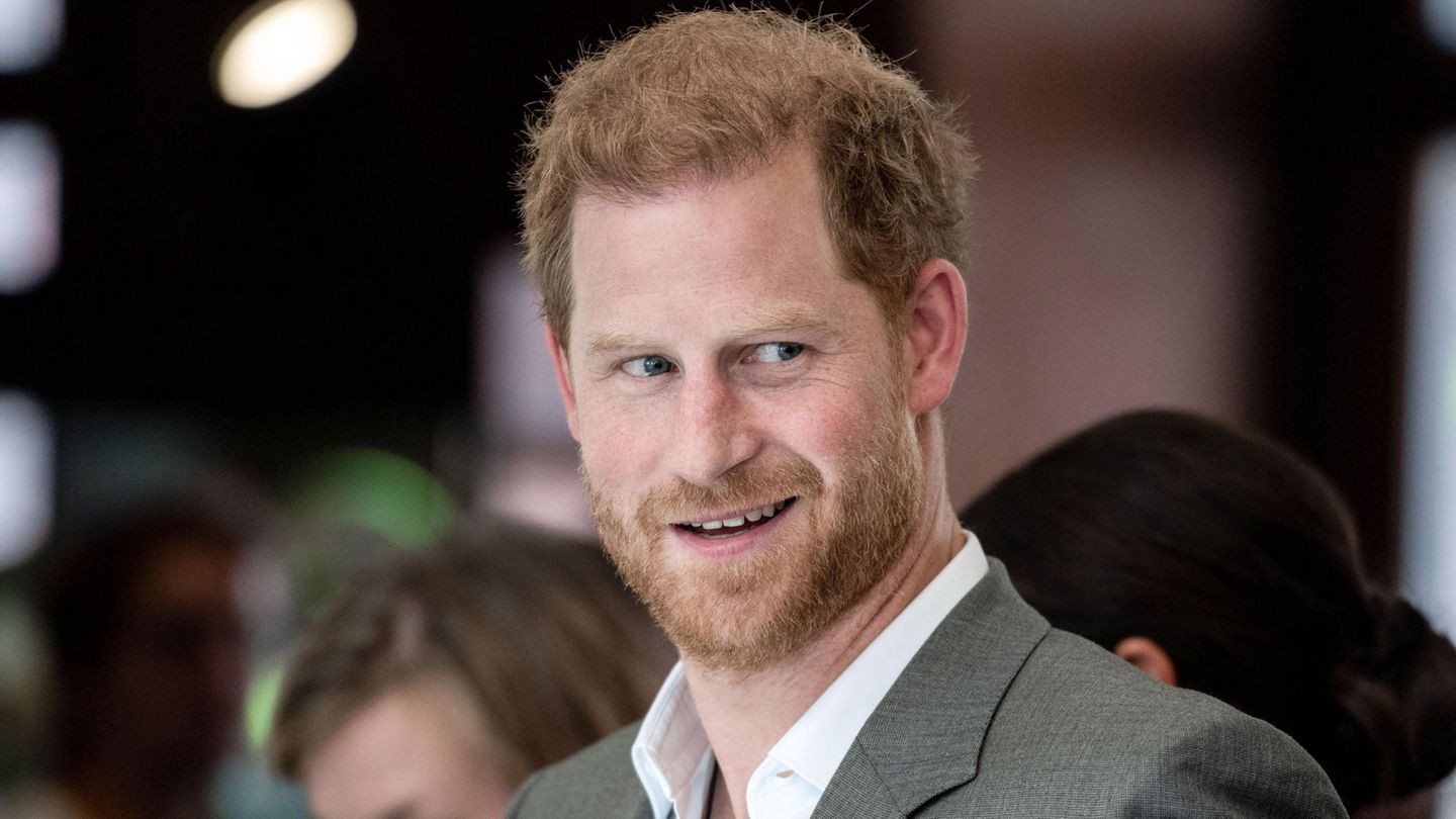 Prince Harry has landed in Düsseldorf – but his magic is fading