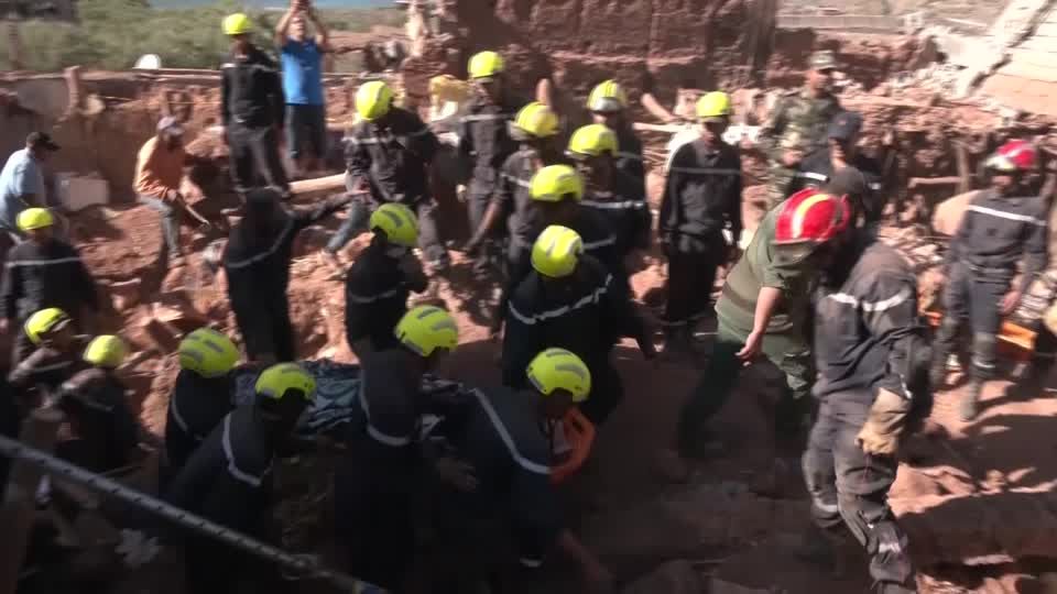 Video: Zahl der Todesopfer nach Erdbeben in Marokko steigt weiter