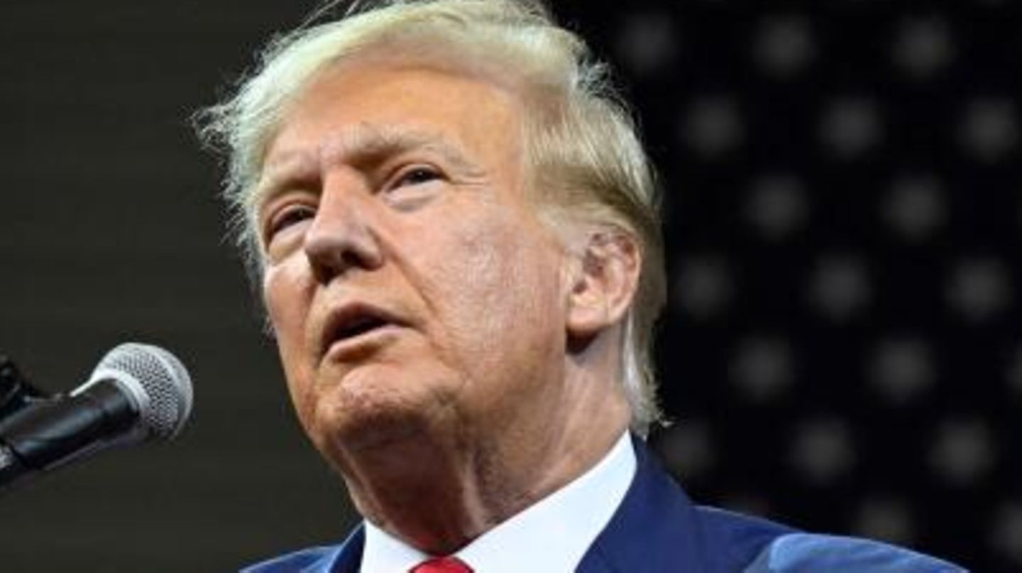 Er ist trotz juristischer Probleme der unangefochtene Favorit der Republikaner: Ex-Präsident Donald Trump