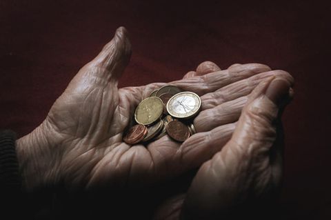 Altersarmut: Mehr als 9,3 Millionen Vollzeitbeschäftige werden weniger als 1500 Euro Rente im Monat bekommen