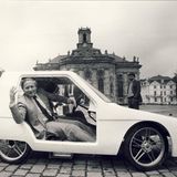 Oskar Lafontaine Anfang der 80er Jahre in einem Auto in Saarbrücken