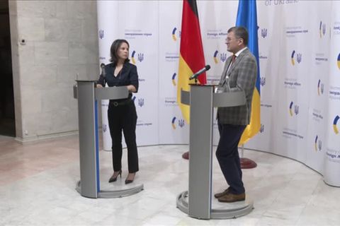 Video: Deutschland stockt humanitäre Soforthilfe für die Ukraine auf