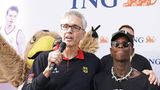 Trainer Gordon Herbert bedankt sich mit emotionalen Worten bei seiner Mannschaft