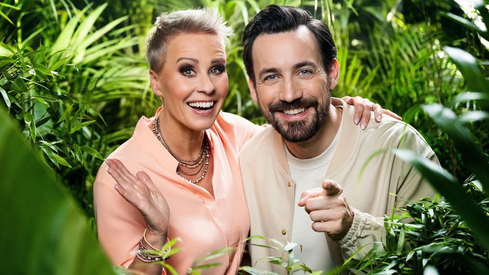 Ob Sonja Zietlow und Jan Köppen auch das Sommer-Dschungelcamp moderieren werden, gibt der Sender bisher nicht preis