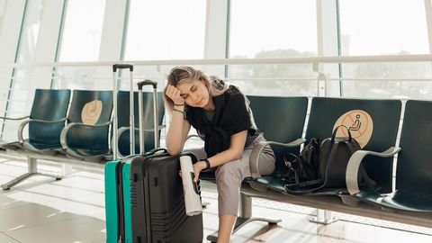 In diesem Sommer haben viele Passagiere am Flughafen auf den Urlaubsstart warten müssen. 