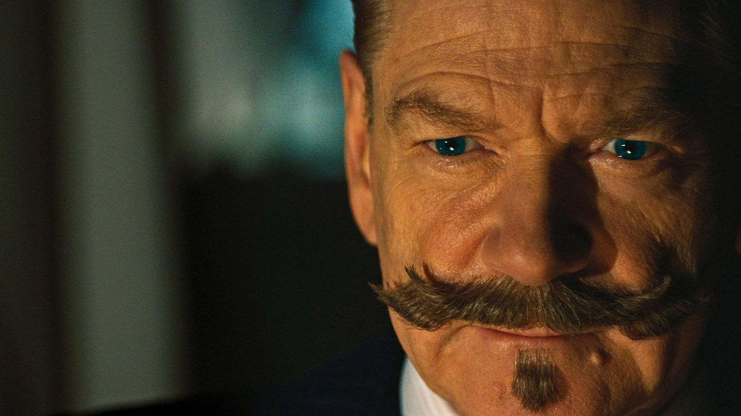 Kenneth Branagh als Hercule Poirot