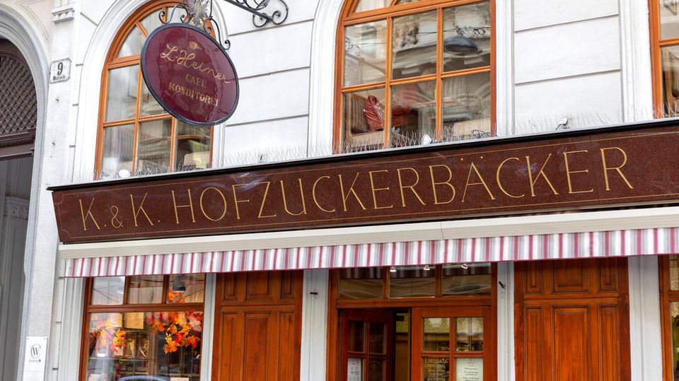 Kardinalschnitte Österreich Wien Fassade Hofzuckerbäckerei