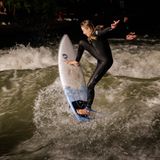 Jojo Druskeit auf der Welle.