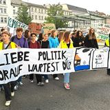 Auch in Wien demonstrieren Menschen mit Fridays for Future für einen effektiveren Klimaschutz
