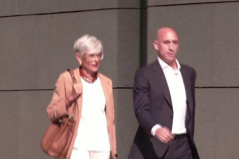 Video: Kontaktverbot für Luis Rubiales