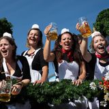Bedienung Bierzelt