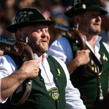 Einzug der Wiesn-Wirte