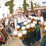 Wiesn-Bedienungen