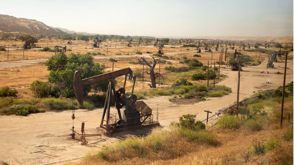 Ein Ölfeld in Salinas, im US-Bundesstaat Kalifornien