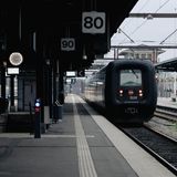 Dänemark: Ein Zug der DSB in Odense