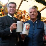 Markus Söder (l., CSU), Ministerpräsident von Bayern und Dieter Reiter (SPD), Oberbürgermeister von München