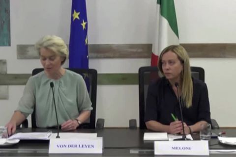 Video: Meloni pocht wegen Migranten-Ansturm auf Lampedusa auf Abkommen mit Nordafrika