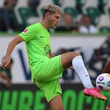 In seinem zweiten Jahr beim VfL Wolfsburg scheint der dänische Mittelstürmer vor dem Durchbruch zu stehen. In der vergangenen Saison durch Verletzungen zurückgeworfen, hat der 24-jährige Däne in den ersten Spielen in der Bundesliga und im DFB-Pokal so viele Tore erzielt wie in der vergangenen Saison insgesamt: nämlich sechs. Auch dank des 1,90 m großen Torjägers ist der VfL Wolfsburg erfolgreich in die Saison gestartet.