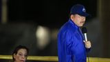 Nicaraguas Präsident Daniel Ortega mit seiner Frau Rosario Murillo