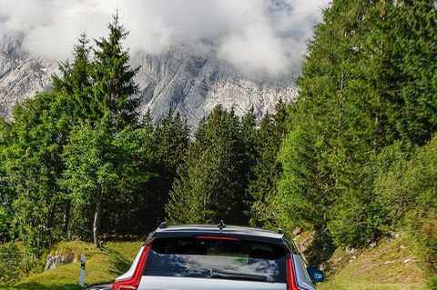Volvo XC40 Recharge Pure Electric Twin Motor