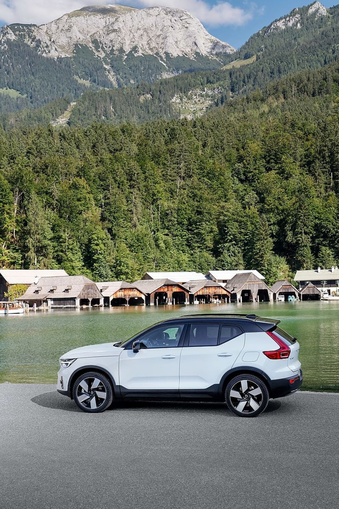 Volvo XC40 Recharge Pure Electric Twin Motor