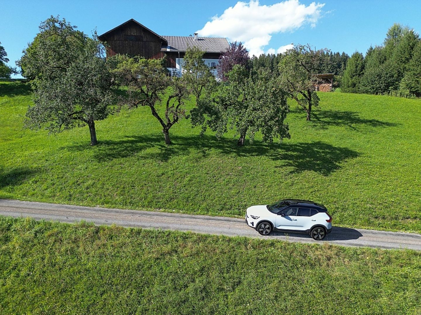 Volvo XC40 Recharge Pure Electric Twin Motor