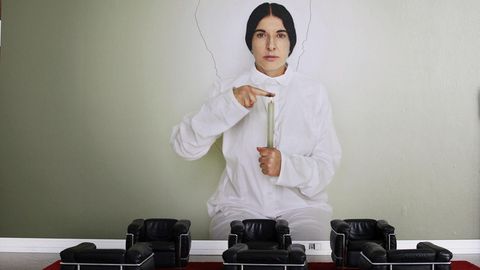 Wandgemälde von Marina Abramovic in der Lobby der Bundeskunsthalle