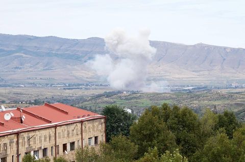 Angriff auf Bergkarabach: Aserbaidschan führt Krieg, weil es kann – die EU ist zum Zuschauen verdammt