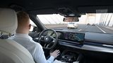 Autobahn-Assistent im BMW i5