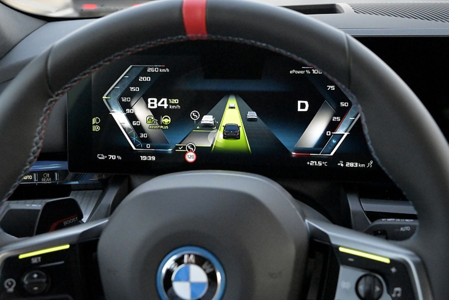 Autobahn-Assistent im BMW i5