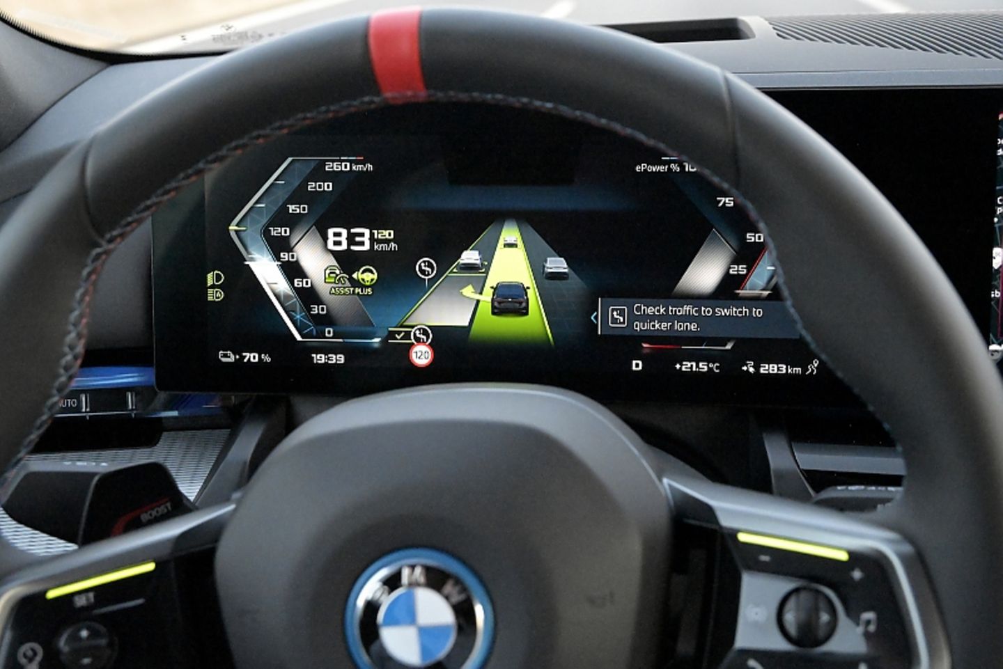 Autobahn-Assistent im BMW i5