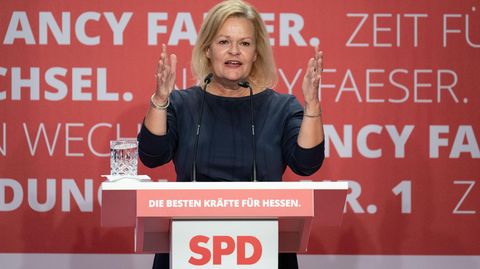 Nancy Faeser spricht beim Wahlkampf-Auftakt ihrer SPD in Hessen