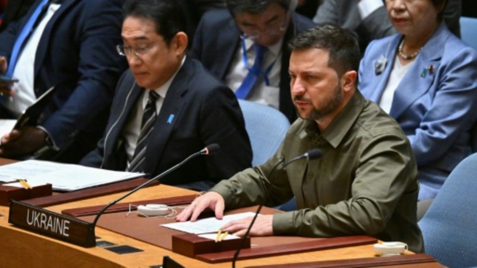 Präsident Selenskyj (rechts) im UN-Sicherheitsrat