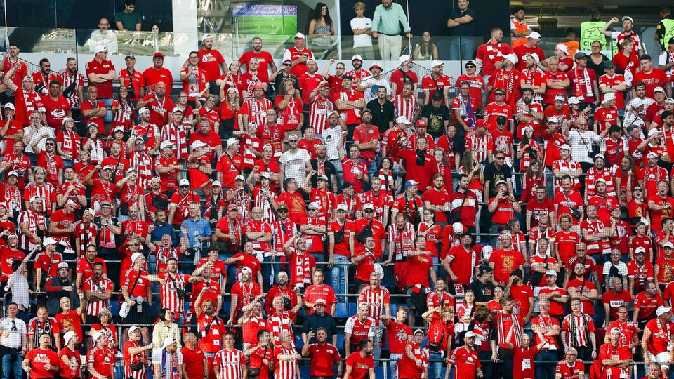 Knapp 4000 Fans von Union Berlin begleiteten die "Eisernen" zur Champions-League-Premiere nach Madrid.