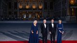 König Charles III, Königin Camilla, Emmanuel und Brigitte Macron