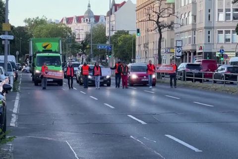 Video: Letzte Generation in Berlin: Protest im Schneckentempo