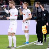 Die Karriere geht rasant weiter. Die nächste Station ist RB Leipzig. Hatte er mit Hoffenheim in der Champions League noch reichlich Lehrgeld bezahlt, gelingt ihm mit den roten Bullen der Sprung ins Halbfinale 2020. Dort unterliegt er mit seinem Team Paris Saint-Germain. Bis heute ist das Erreichen der CL-Vorschlussrunde sein größter internationaler Erfolg.