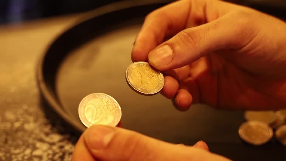 Video: Kosovo wird von Falschgeld überschwemmt