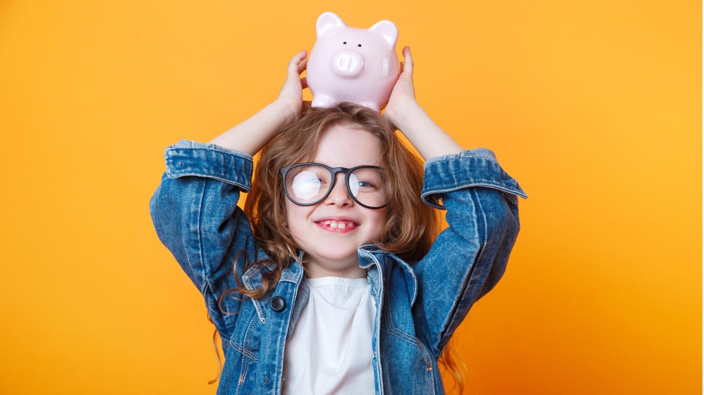 Investing for children: How to save a small fortune
