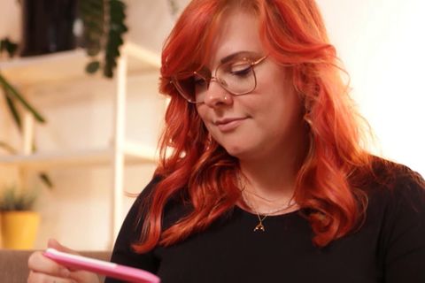 Lisa zahlte bereits 30.000 Euro um schwanger zu werden, bisher ohne Erfolg.