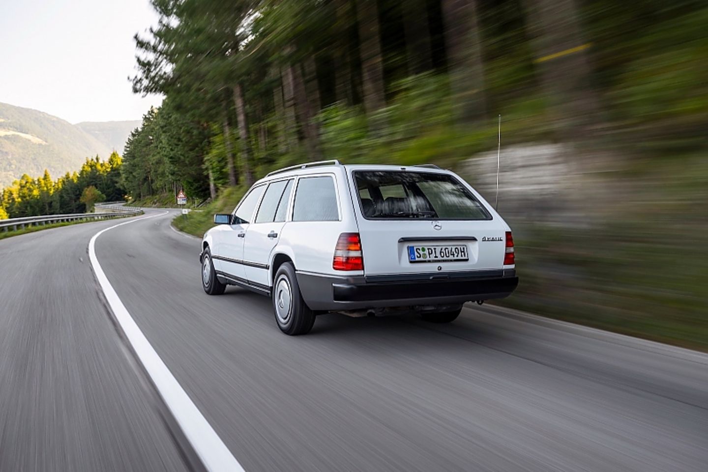 Mercedes 300 TDT 4matic der Baureihe S124