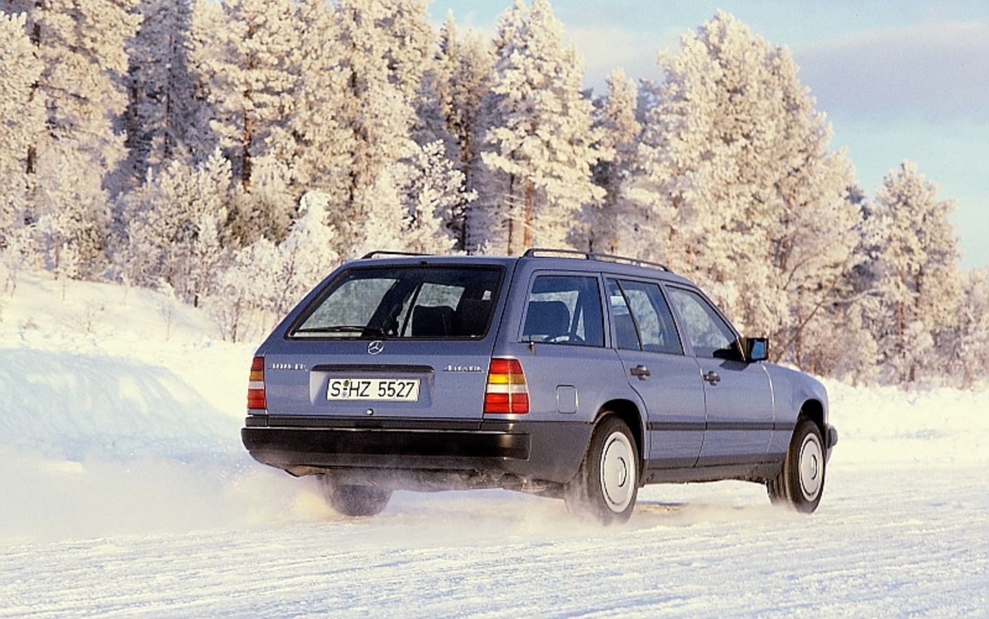 Mercedes 300 TDT 4matic der Baureihe S124