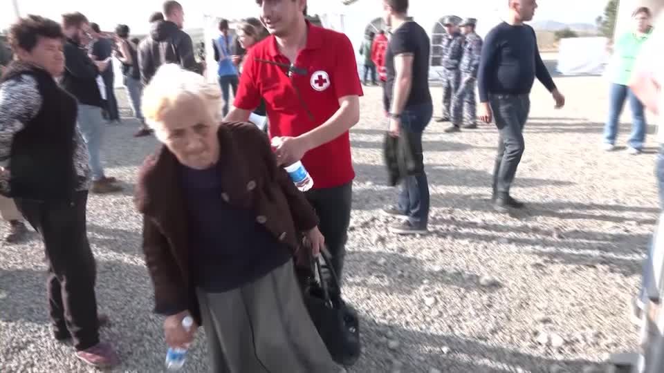 Video: Armenien erwartet Fluchtwelle nach Gewalt in Bergkarabach Video: Armenien erwartet Fluchtwelle nach Gewalt in Bergkarabach