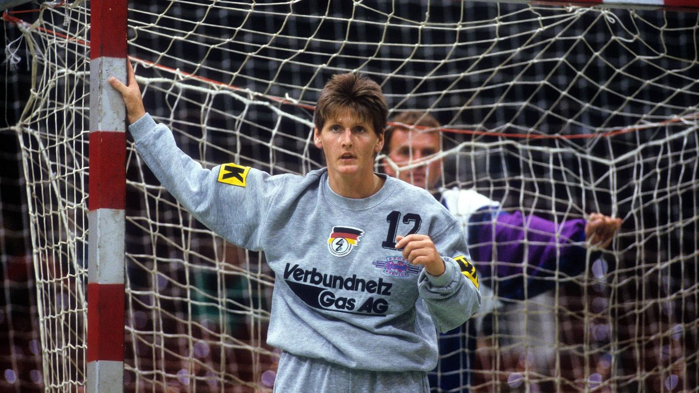 Sabine Bothe: Former handball world champion dies at the age of 63