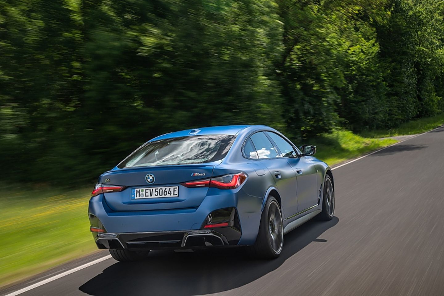 BMW i4 M50